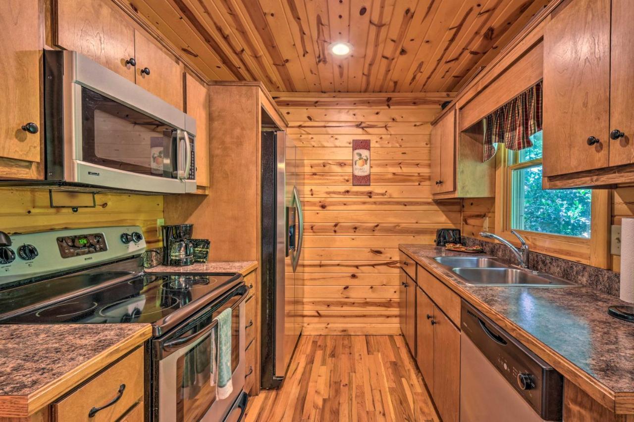 The Georgia Peach Cabin 8 Mi To Dwntn Helen Clarkesville Exterior foto