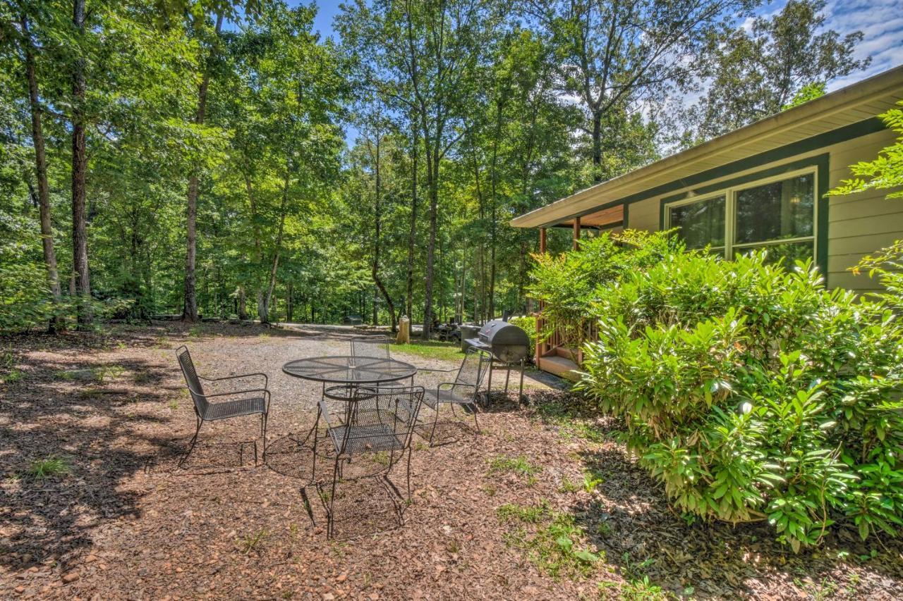 The Georgia Peach Cabin 8 Mi To Dwntn Helen Clarkesville Exterior foto